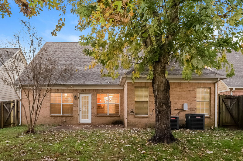 2,470/Mo, 375 Dogwood Springs Dr Oakland, TN 38060 Rear View