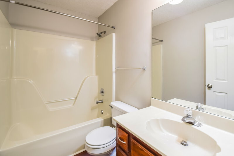 1,840/Mo, 6205 Morgan Manor Cv Olive Branch, MS 38654 Bathroom View