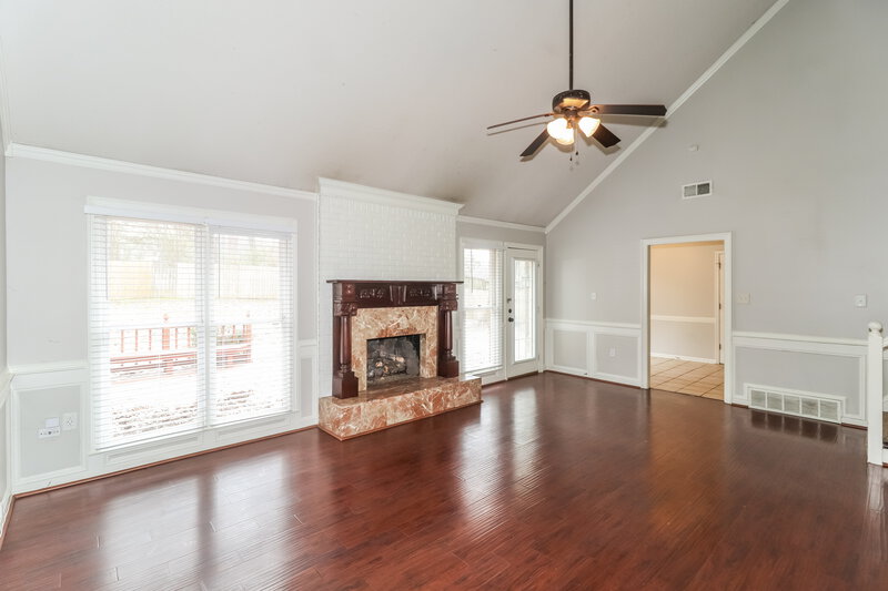 2,370/Mo, 472 Sanga Cir E Cordova, TN 38018 Living Room View