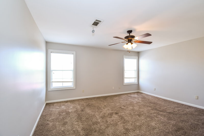 2,725/Mo, 2140 Redbud Cove Southaven, MS 38672 Bedroom View 2