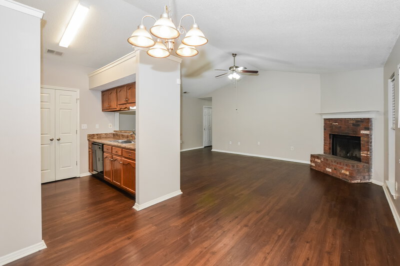 1,575/Mo, 10102 Williford Dr Olive Branch, MS 38654 Dining Room View