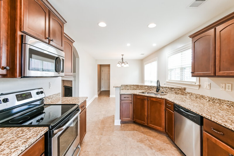 2,095/Mo, 4737 W Petite Loop Olive Branch, MS 38654 Kitchen View 2