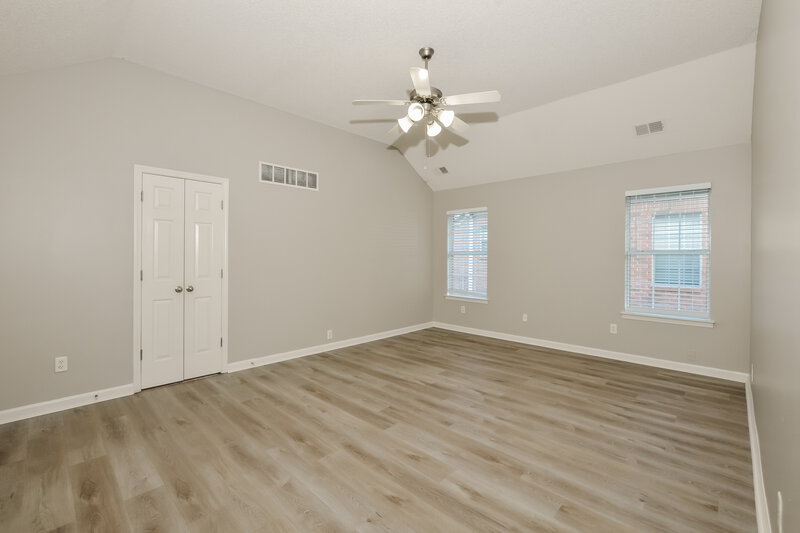 1,985/Mo, 7076 Maple Grove Rd Olive Branch, MS 38654 Main Bedroom View