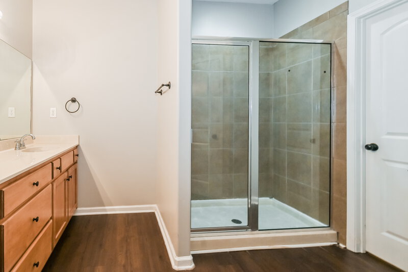 1,885/Mo, 4208 Markston Dr Southaven, MS 38672 Main Bathroom View