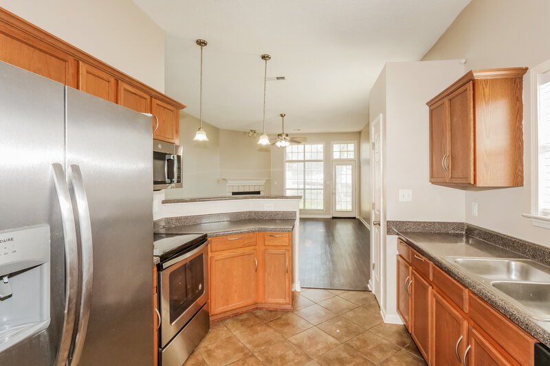 1,835/Mo, 9714 Java Cv Memphis, TN 38002 Kitchen View 2