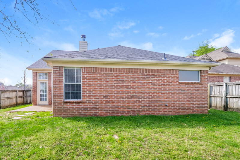 1,835/Mo, 9714 Java Cv Memphis, TN 38002 Rear View