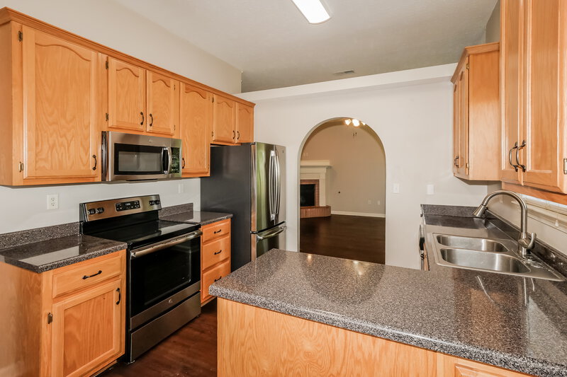 2,005/Mo, 6391 Braybourne Main Olive Branch, MS 38654 Kitchen View
