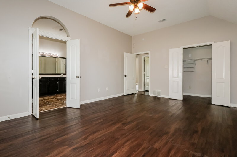 2,005/Mo, 6391 Braybourne Main Olive Branch, MS 38654 Main Bedroom View