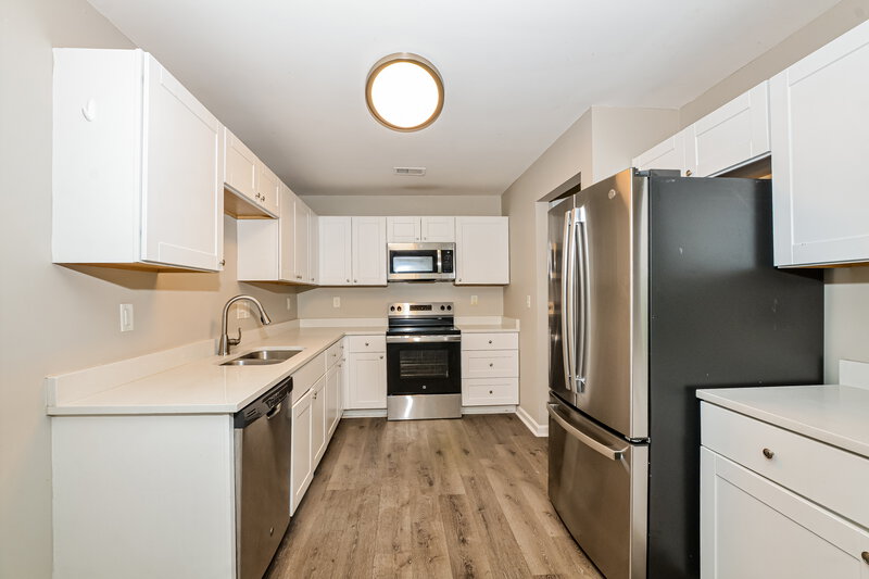 2,195/Mo, 13183 Sandbourne S Olive Branch, MS 38654 Kitchen View 2