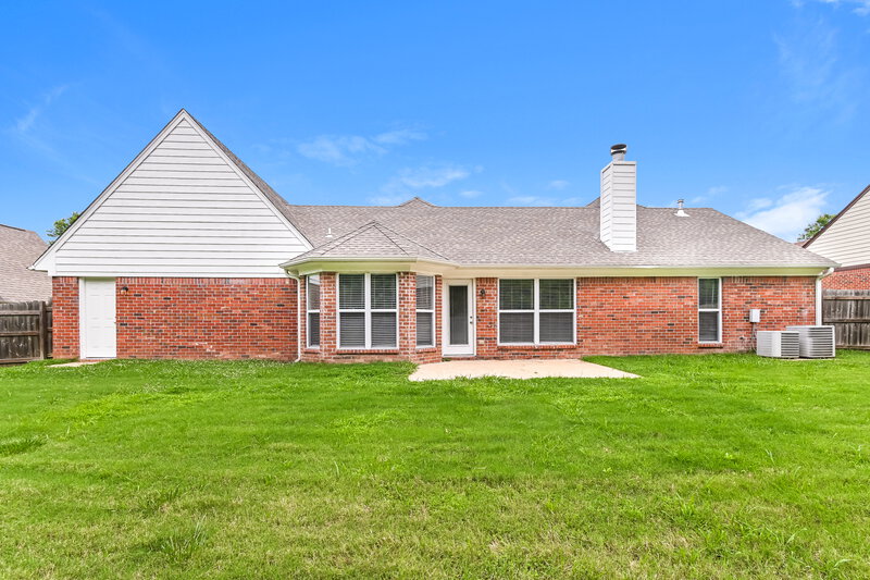 2,360/Mo, 13183 Sandbourne S Olive Branch, MS 38654 Rear View