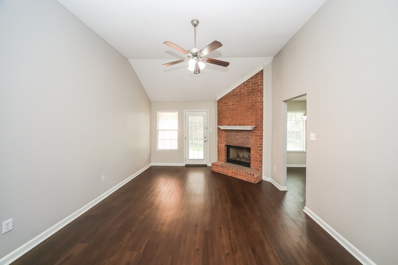 1,860/Mo, 8057 Sundown Ln Bartlett, TN 38133 Living Room View