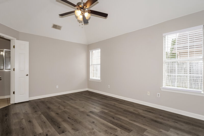 1,945/Mo, 115 Mossy Springs Dr Oakland, TN 38060 Main Bedroom View