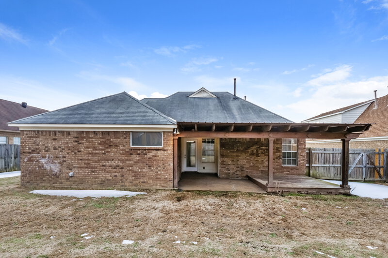 1,945/Mo, 115 Mossy Springs Dr Oakland, TN 38060 Rear View