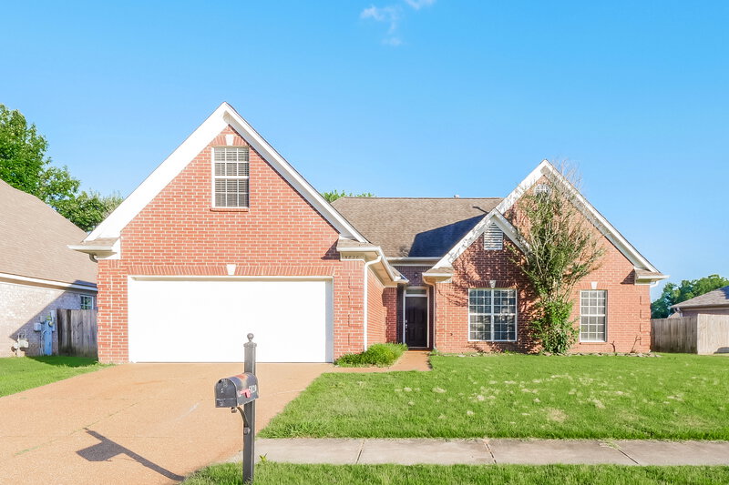 2,270/Mo, 5820 Lillian Bend Dr Arlington, TN 38002 External View