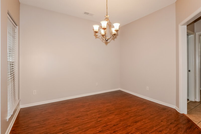 2,270/Mo, 5820 Lillian Bend Dr Arlington, TN 38002 Dining Room View