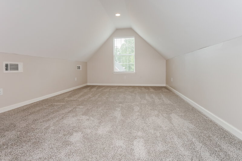 2,270/Mo, 5820 Lillian Bend Dr Arlington, TN 38002 Loft View