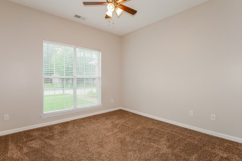 2,270/Mo, 5820 Lillian Bend Dr Arlington, TN 38002 Bedroom View