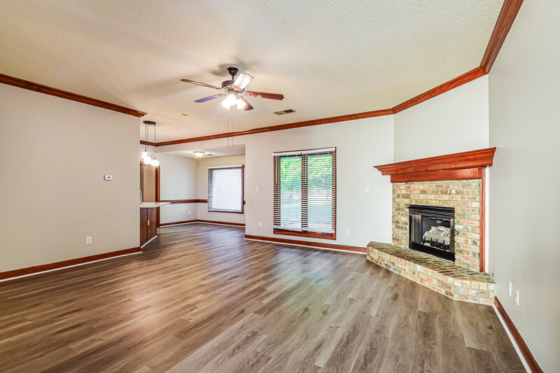 1,840/Mo, 7182 Golden Oaks Loop E Southaven, MS 38671 Living Room View