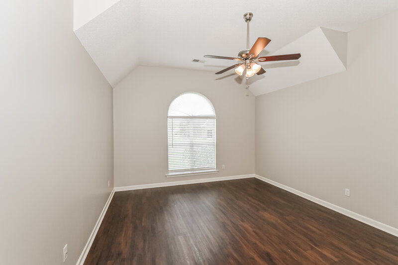 2,880/Mo, 7389 Ivy Trails Cv Olive Branch, MS 38654 Main Bedroom View