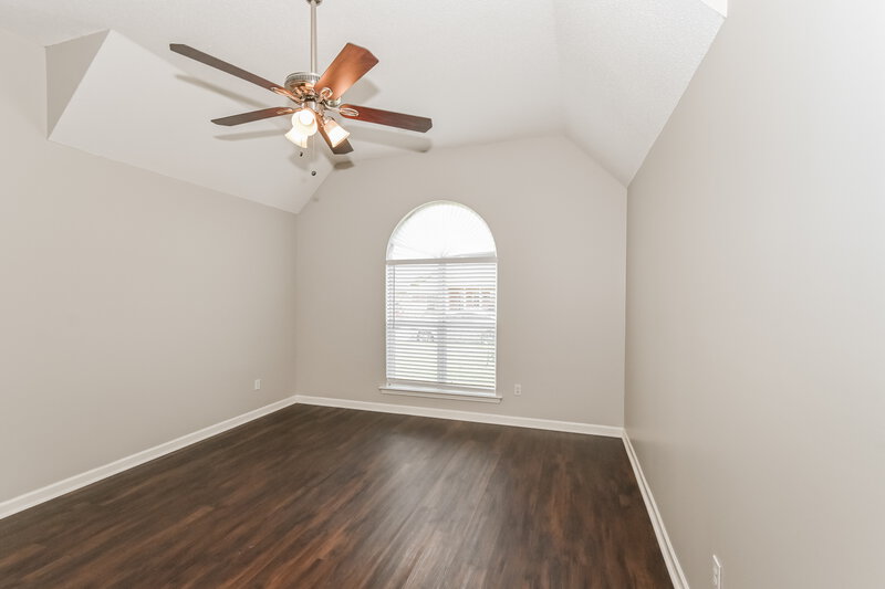 2,880/Mo, 7389 Ivy Trails Cv Olive Branch, MS 38654 Main Bedroom View 2