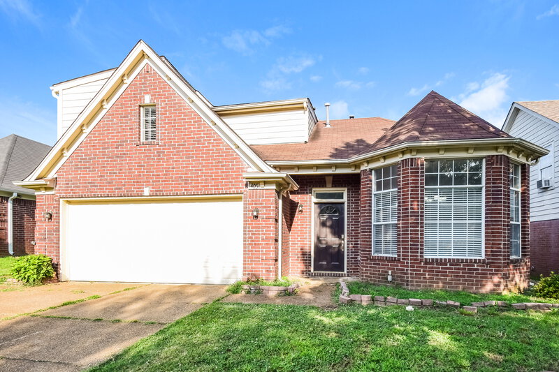 2,130/Mo, 4051 Bordeaux Ridge Cv S Memphis, TN 38125 Front View