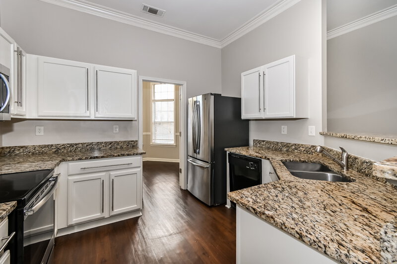 3,730/Mo, 4051 Bordeaux Ridge Cv S Memphis, TN 38125 Kitchen View 2