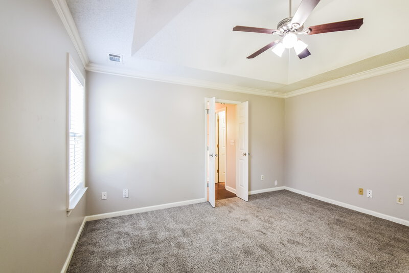 2,130/Mo, 4051 Bordeaux Ridge Cv S Memphis, TN 38125 Main Bedroom View