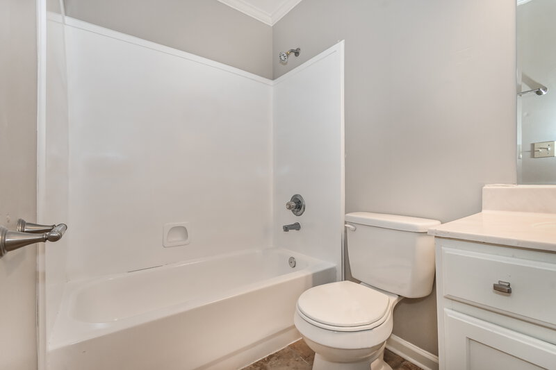 3,730/Mo, 4051 Bordeaux Ridge Cv S Memphis, TN 38125 Bathroom View