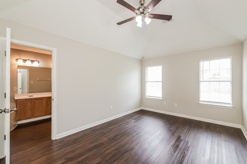 1,845/Mo, 13699 Fox Bend Olive Branch, MS 38654 Main Bedroom View 2