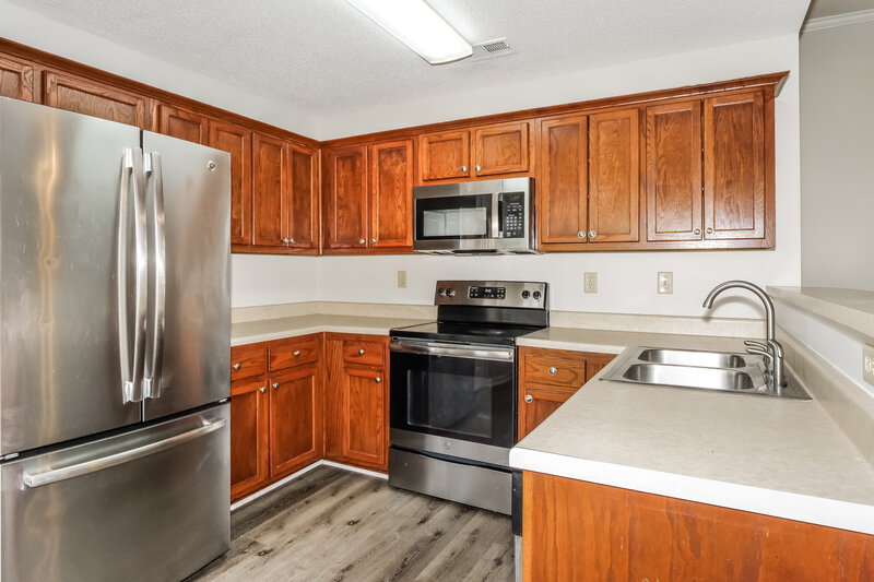 1,790/Mo, 4230 Ravenwood Dr N Horn Lake, MS 38637 Kitchen View