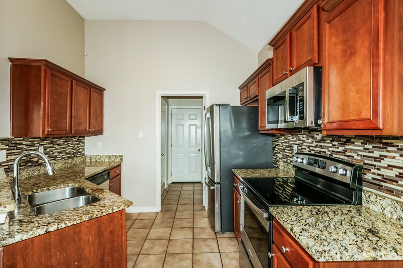 1,780/Mo, 60 Penny Ln Oakland, TN 38060 Kitchen View