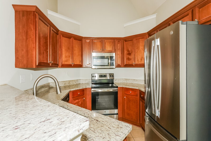 1,740/Mo, 9921 N Greenalder Cv Cordova, TN 38016 Kitchen View