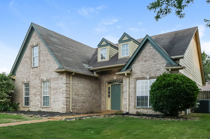 2,175/Mo, 9093 Weeping Cherry Ln Memphis, TN 38016 Front View