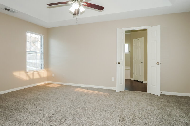 2,175/Mo, 9093 Weeping Cherry Ln Memphis, TN 38016 Main Bedroom View