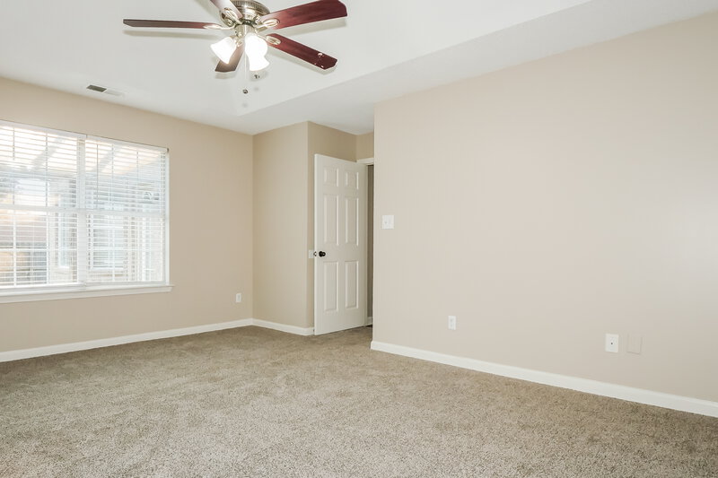 2,175/Mo, 9093 Weeping Cherry Ln Memphis, TN 38016 Main Bedroom View 2