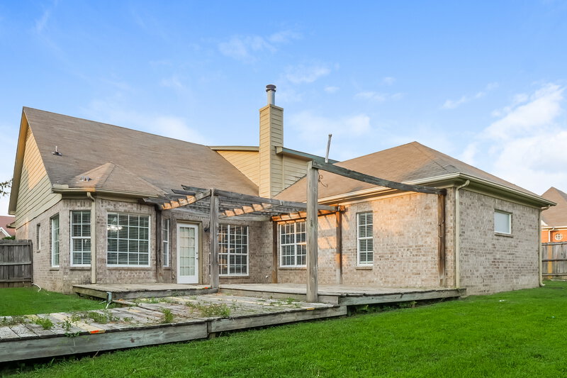 2,175/Mo, 9093 Weeping Cherry Ln Memphis, TN 38016 Rear View 2