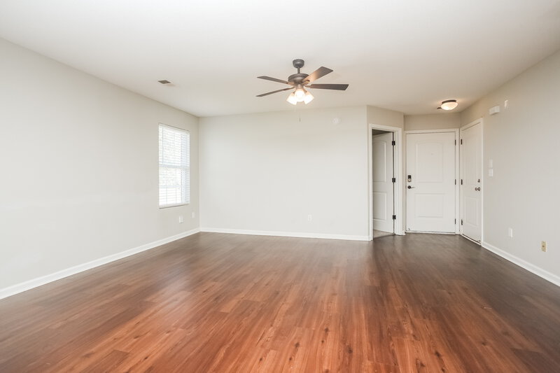 1,655/Mo, 4613 Sweet Whisper Ln Memphis, TN 38125 Living Room View