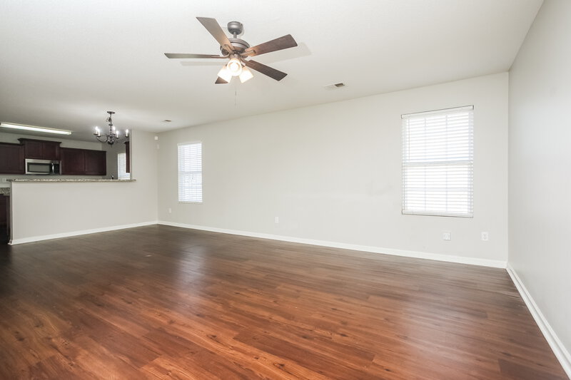 1,655/Mo, 4613 Sweet Whisper Ln Memphis, TN 38125 Living Room View 2