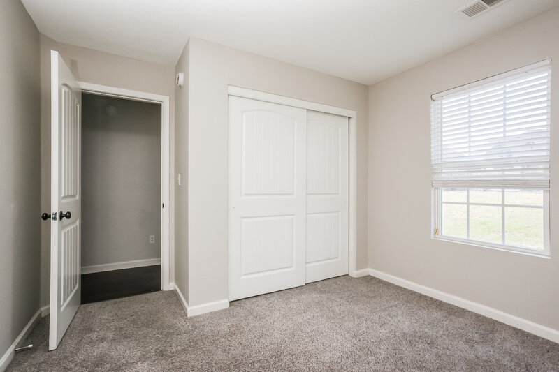 1,655/Mo, 4613 Sweet Whisper Ln Memphis, TN 38125 Bedroom View 3