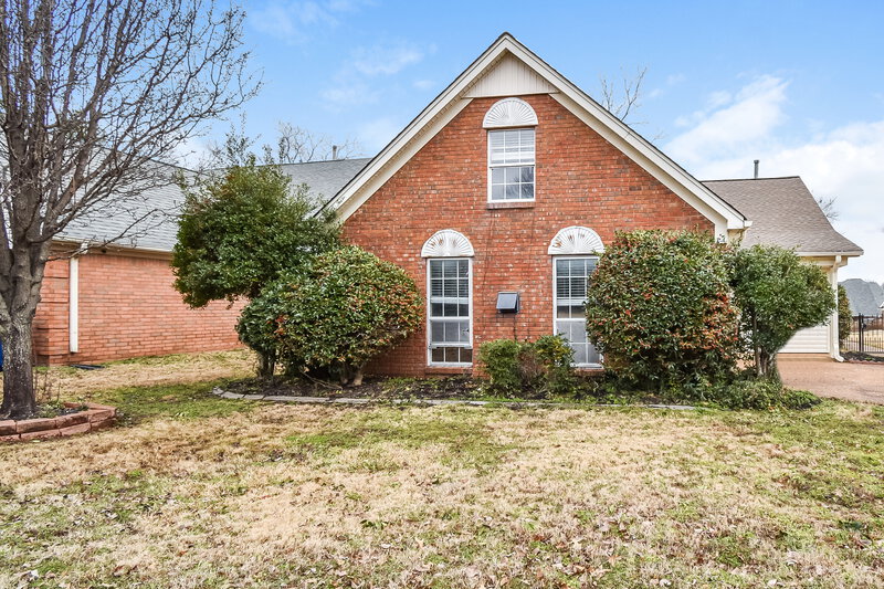 2,800/Mo, 200 Gaslight Cv Hernando, MS 38632 Front View