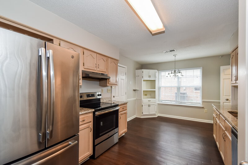 2,800/Mo, 200 Gaslight Cv Hernando, MS 38632 Kitchen View