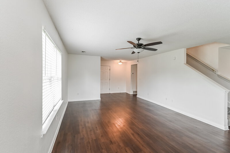 1,760/Mo, 7338 Green Ash Dr Olive Branch, MS 38654 Living Room View 3