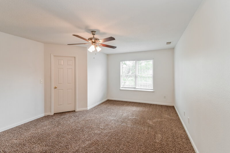 1,760/Mo, 7338 Green Ash Dr Olive Branch, MS 38654 Main Bedroom View
