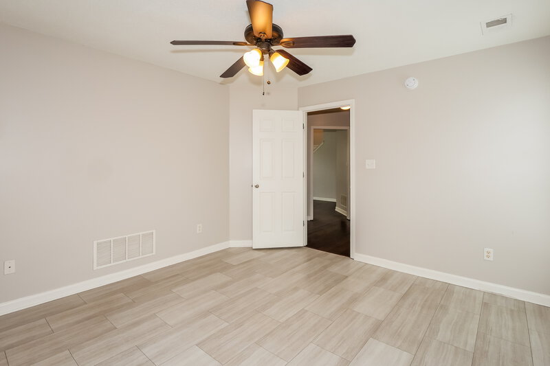 1,845/Mo, 10333 Cottage Oaks Dr Cordova, TN 38016 Bedroom View 3