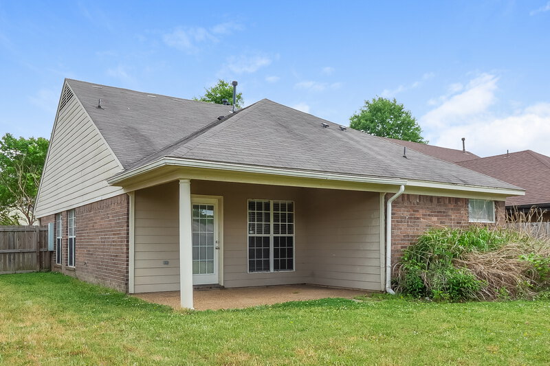 1,845/Mo, 10333 Cottage Oaks Dr Cordova, TN 38016 Rear View 2