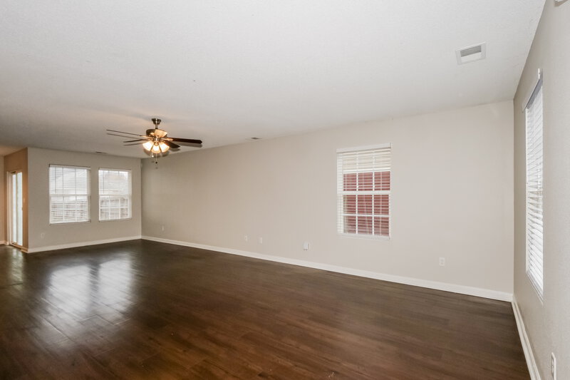 1,795/Mo, 9999 Chariden Drive Cordova, TN 38016 Living Room View