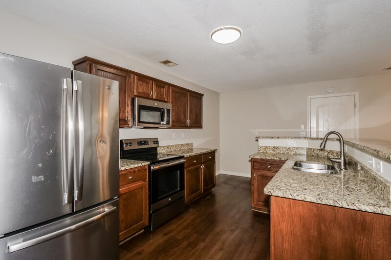 1,795/Mo, 9999 Chariden Drive Cordova, TN 38016 Kitchen View