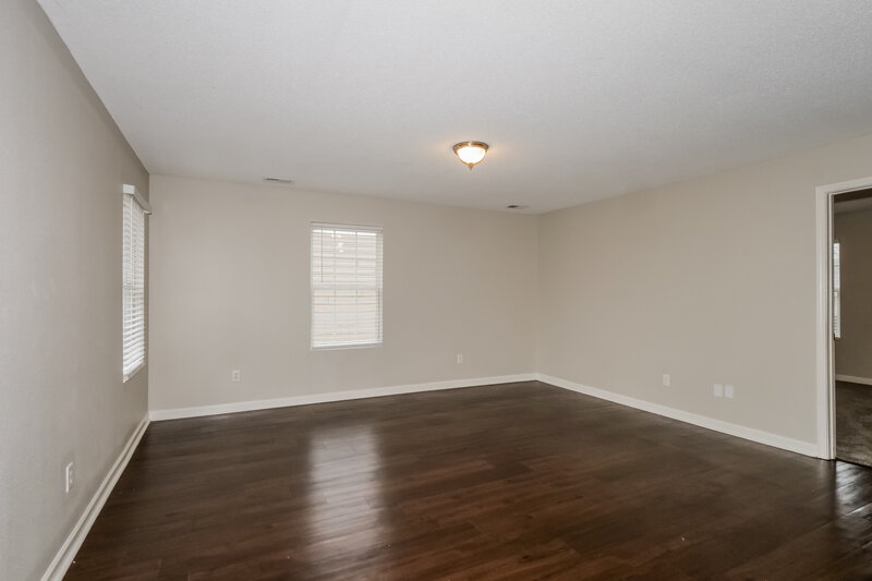 1,795/Mo, 9999 Chariden Drive Cordova, TN 38016 Loft View