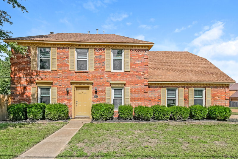 2,640/Mo, 7778 Lowrance Road Memphis, TN 38125 External View