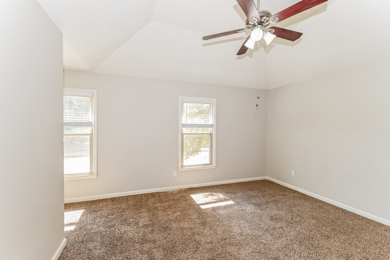 2,640/Mo, 7778 Lowrance Road Memphis, TN 38125 Main Bedroom View